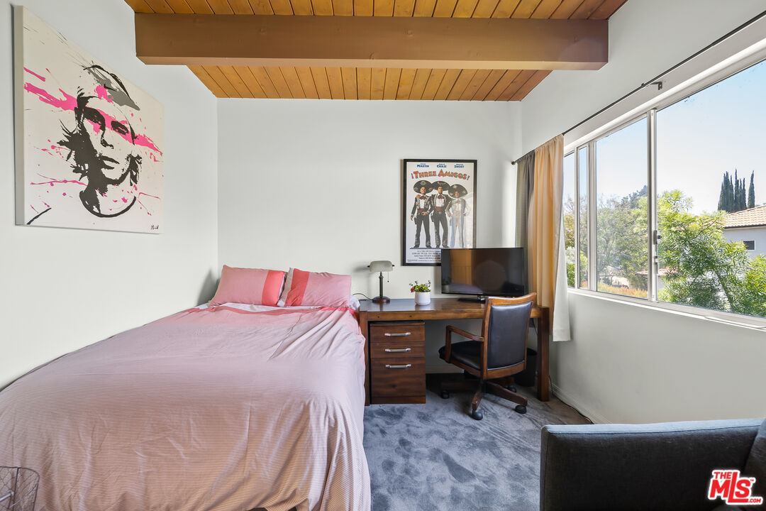 4308 ALCOVE AVE Unit: 106