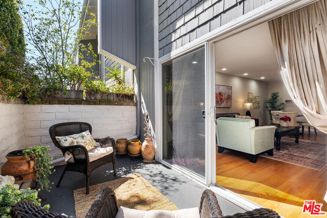 2428 28th St Unit: 10