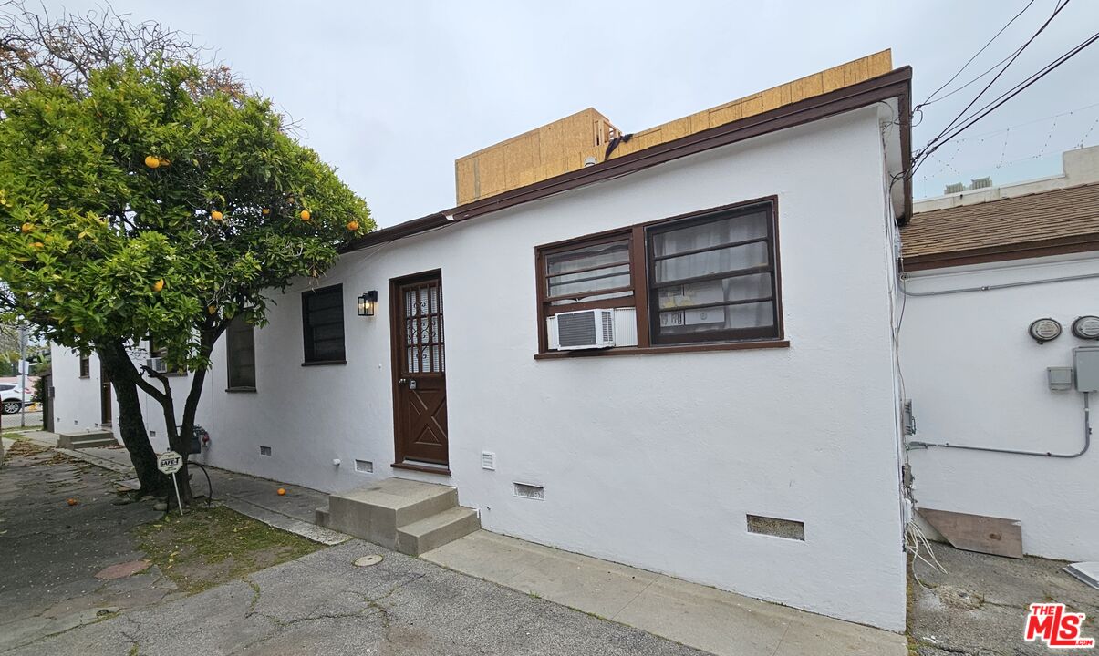 1702 Abbot Kinney Blvd
