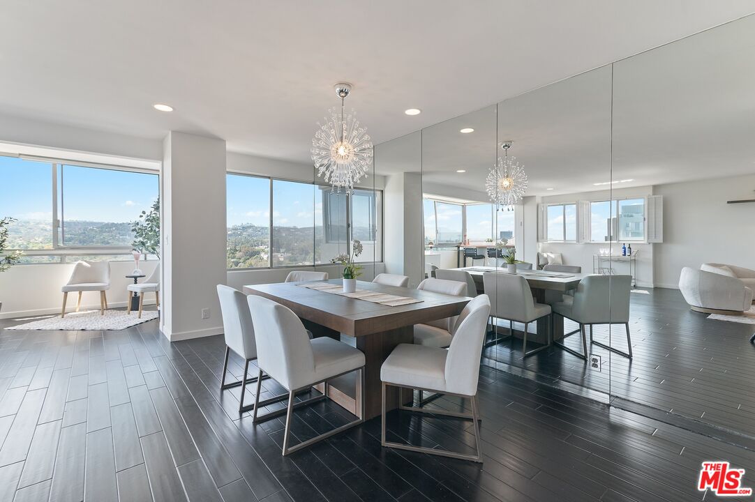 865 Comstock Ave Unit: 16E