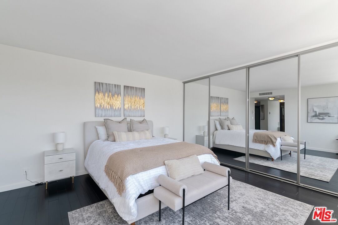 865 Comstock Ave Unit: 16E