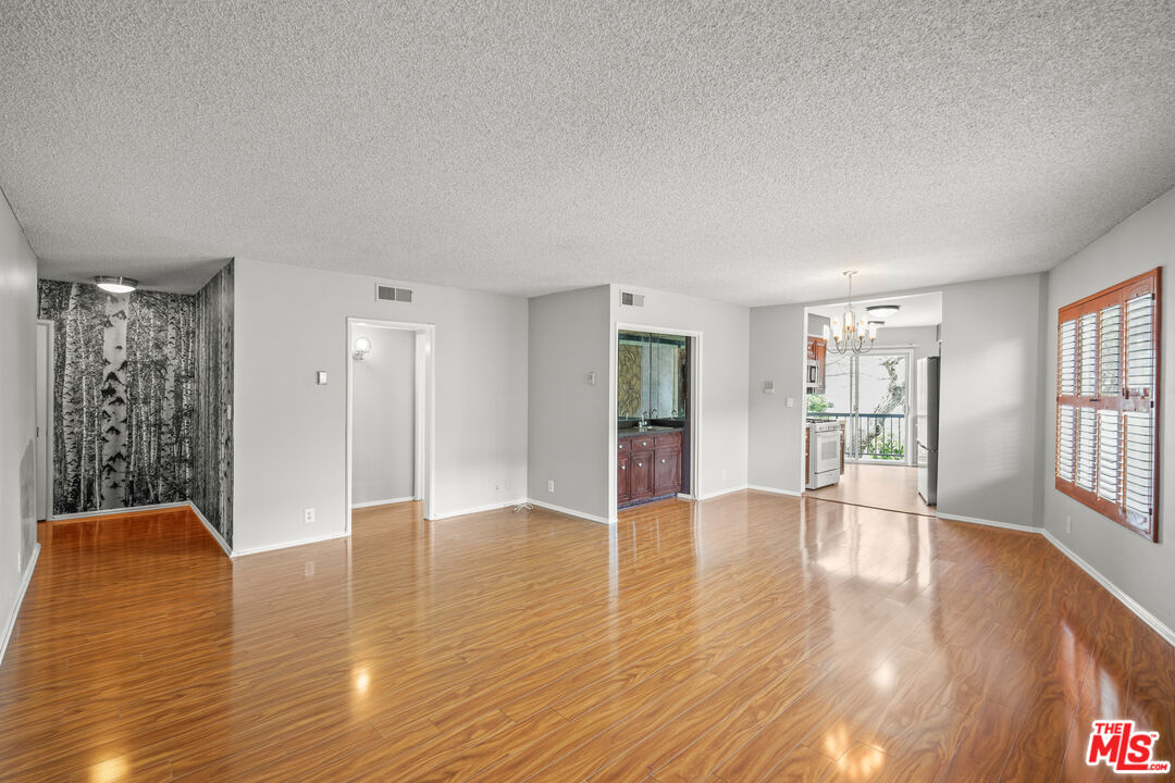 1122 Peck Dr Unit: 204