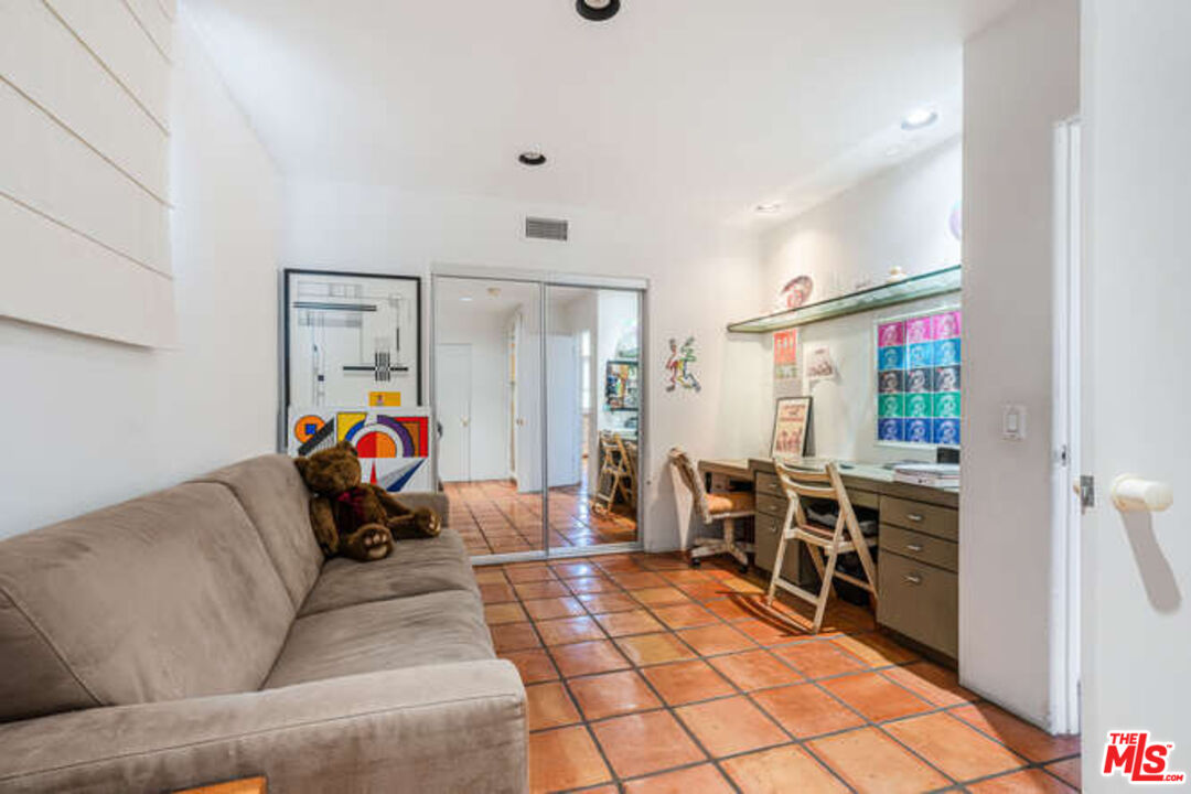 10206 Cielo Dr