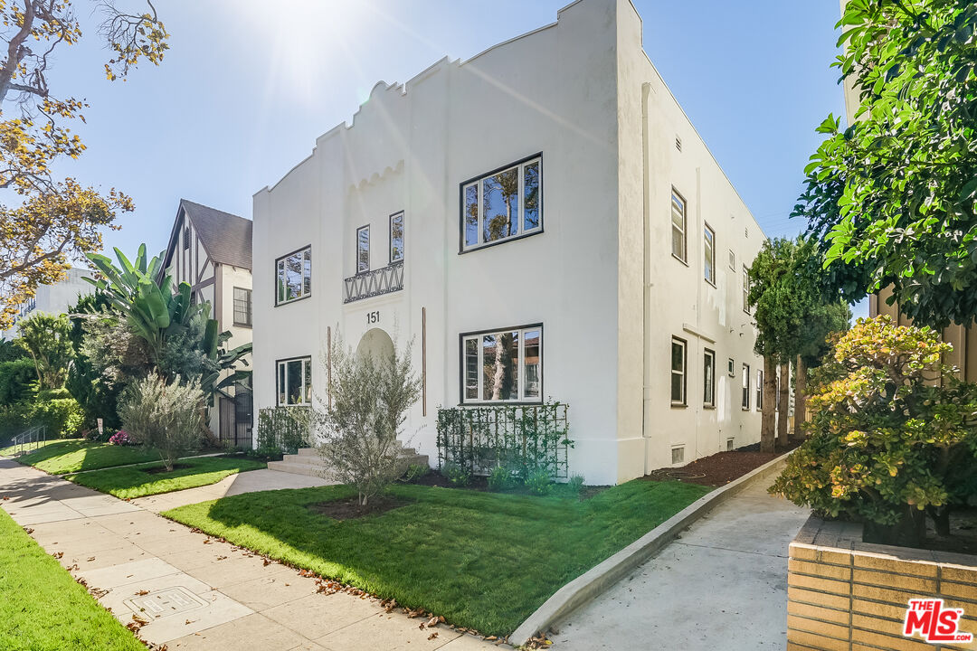 151 N Swall Dr Unit: 6