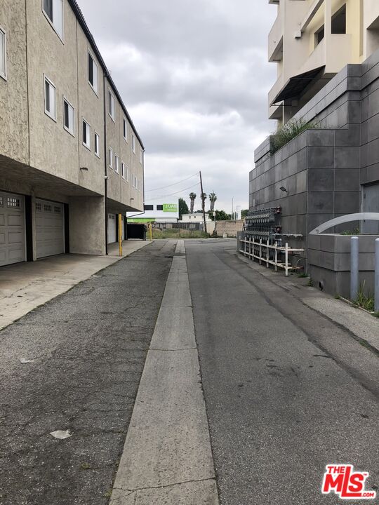 1255 S La Cienega Blvd