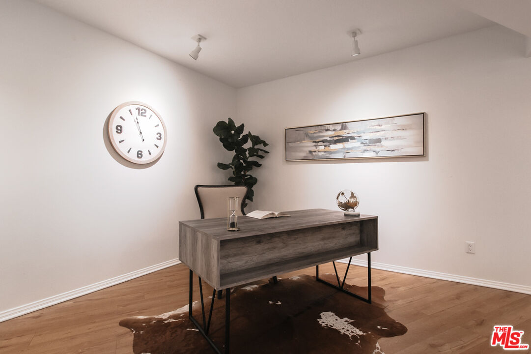 13600 Marina Pointe Dr Unit: 415