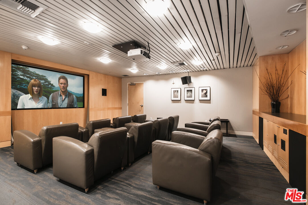 13600 Marina Pointe Dr Unit: 415