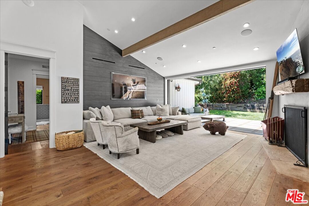 2835 Westbrook Ave