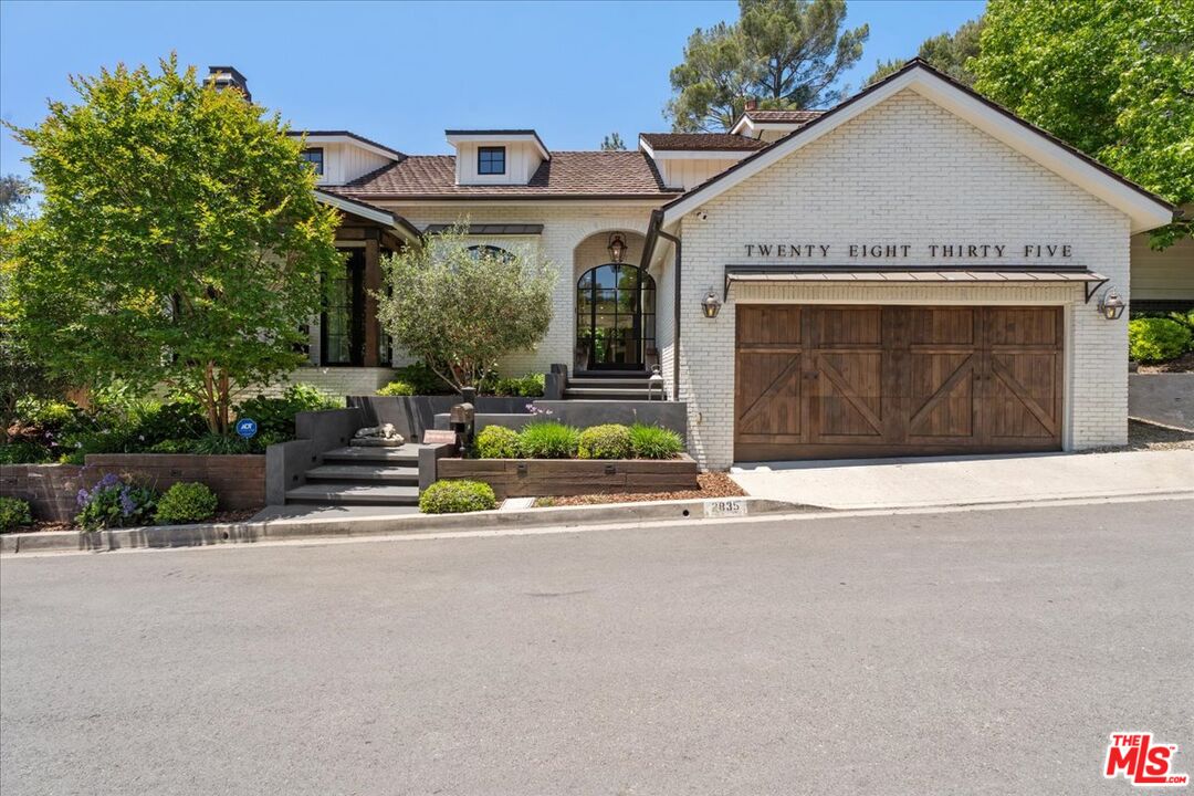 2835 Westbrook Ave