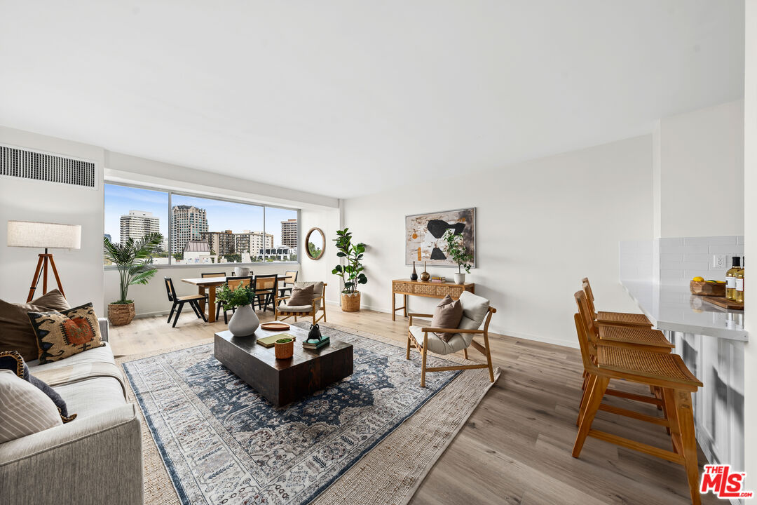 969 Hilgard Ave Unit: 703