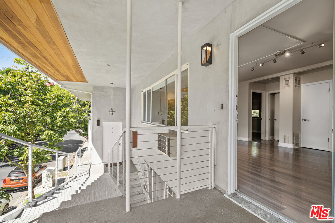 8555 Sherwood Dr Unit: 6