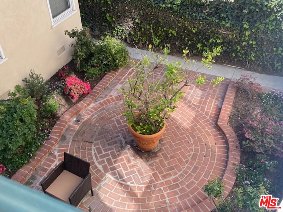 9609 W OLYMPIC BLVD Unit: G