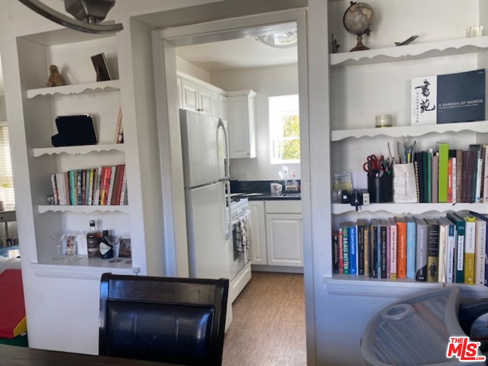 9609 W OLYMPIC BLVD Unit: G