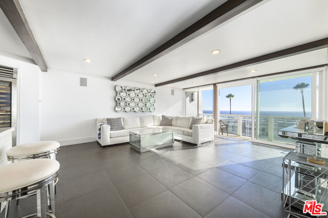 11958 Oceanaire Ln