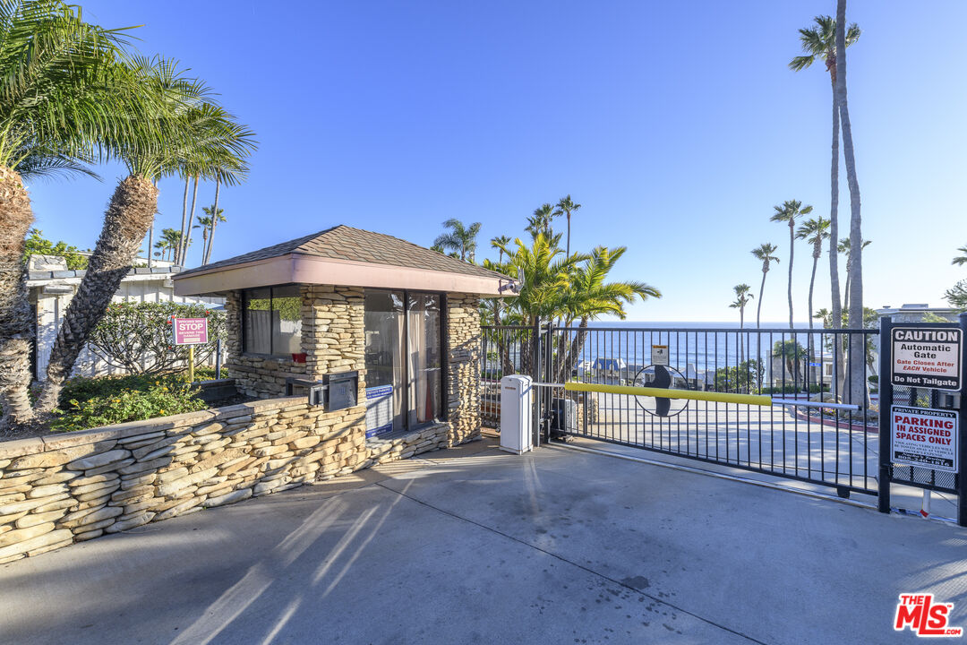 11958 Oceanaire Ln