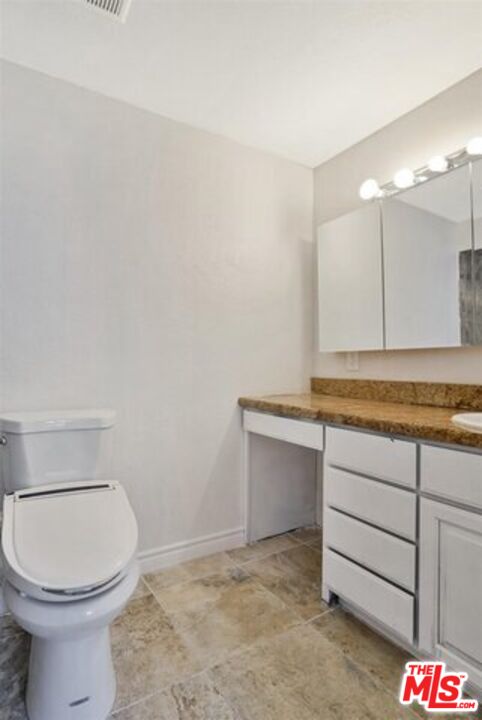 11770 Pacific Coast Hwy Unit: D