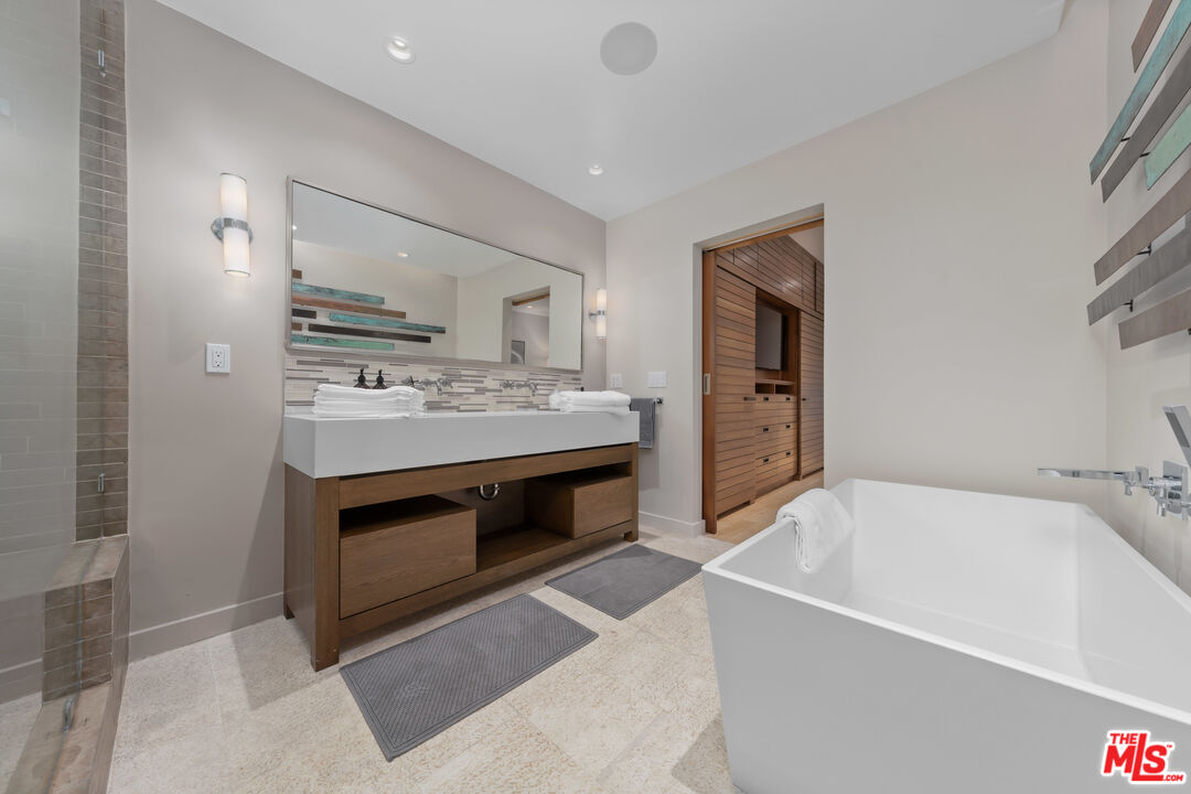 1 Eastwind St Unit: 103