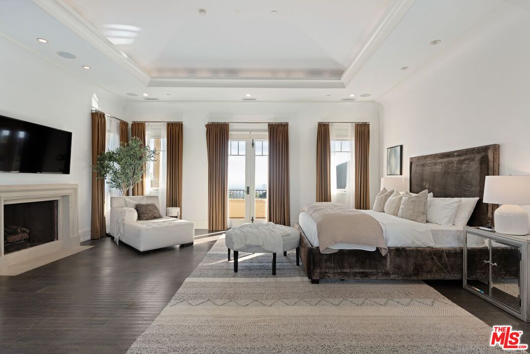 8 Beverly Ridge Ter