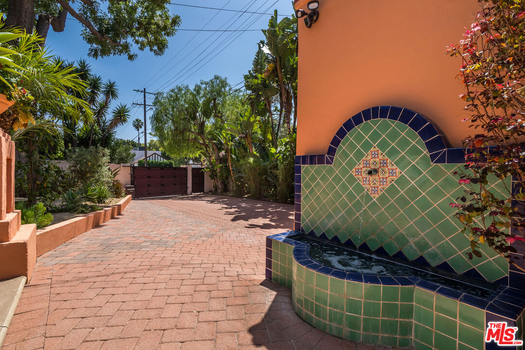 755 S Highland Ave