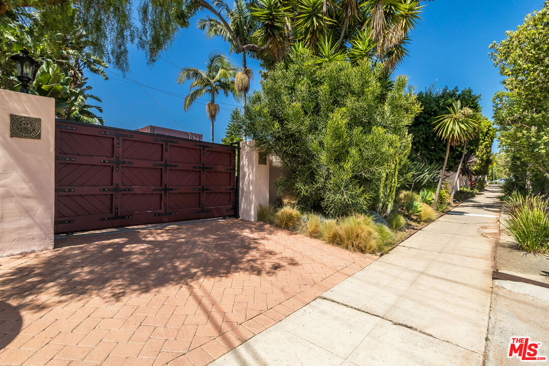 755 S Highland Ave