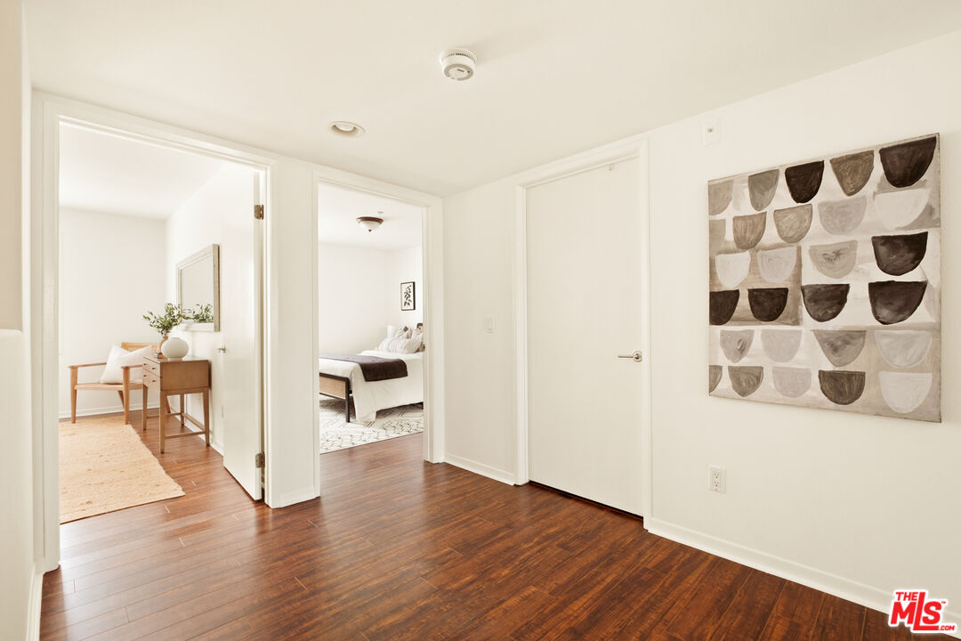1212 Ocean Park Blvd Unit: 2