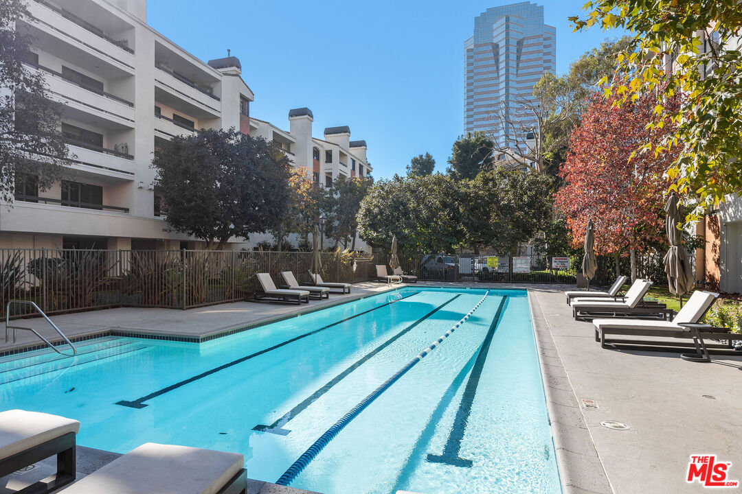 2122 Century Park Ln Unit: 314