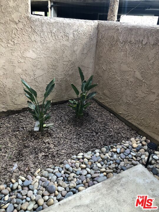 22100 BURBANK Unit: 120B