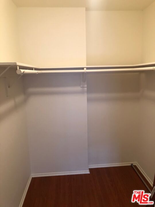 22100 BURBANK Unit: 120B