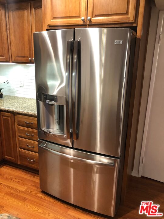 22100 BURBANK Unit: 120B