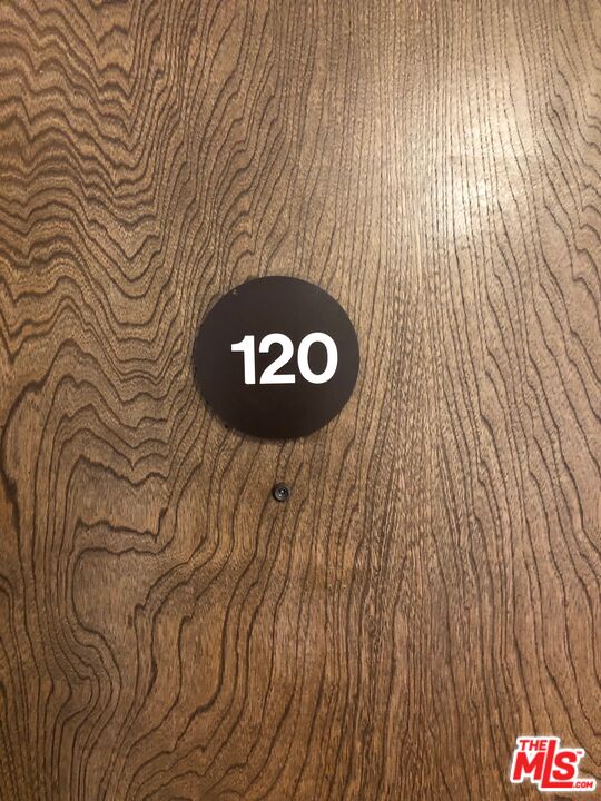 22100 BURBANK Unit: 120B