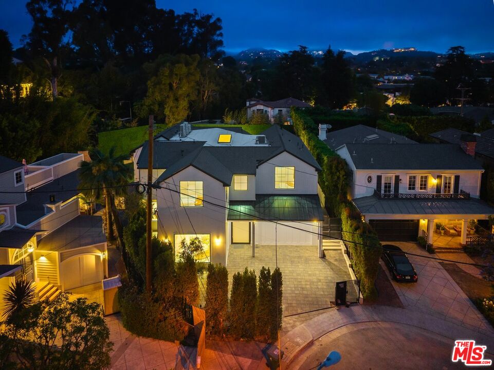 12227 Tweed Ln