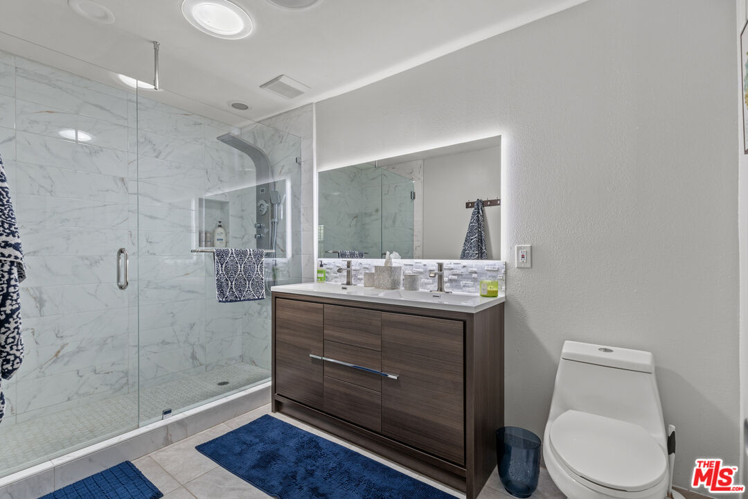 27616 Maple Ridge Cir