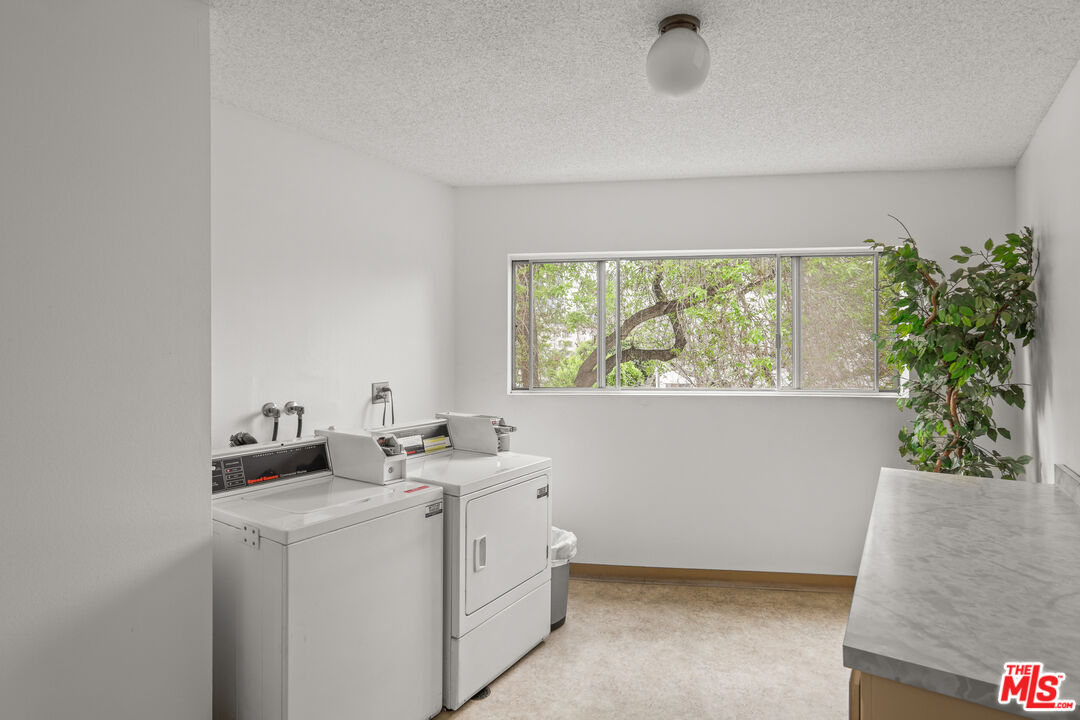 1122 Peck Dr Unit: 204