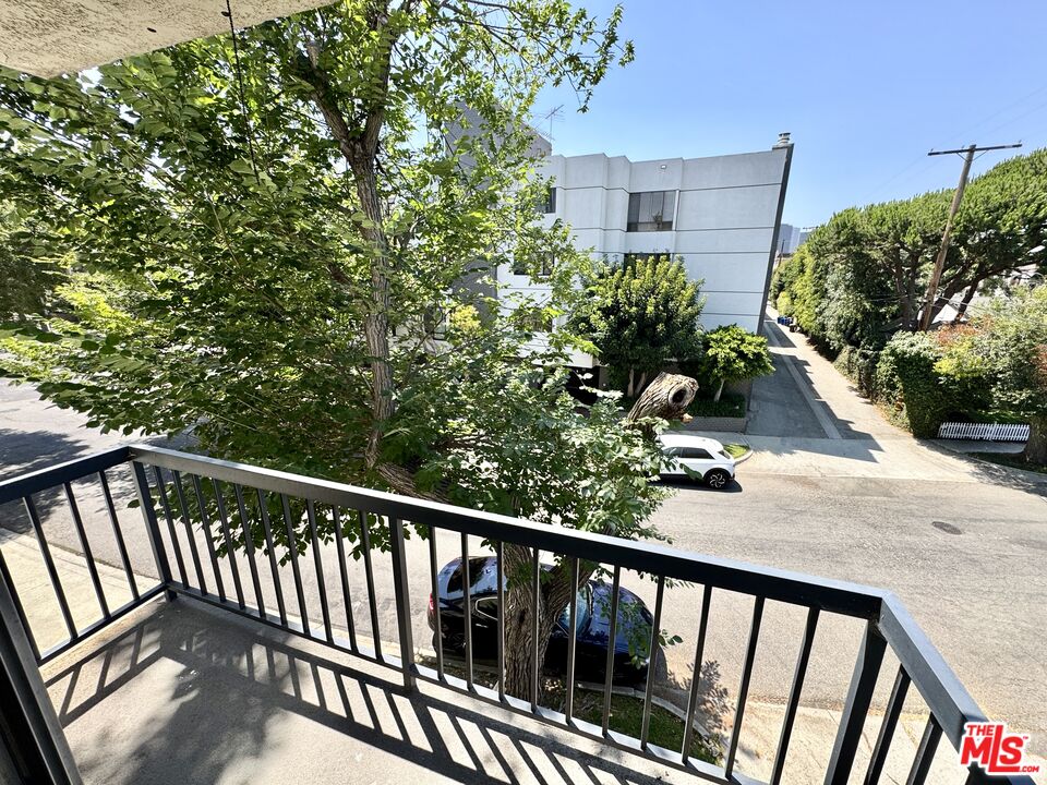 1122 Peck Dr Unit: 204