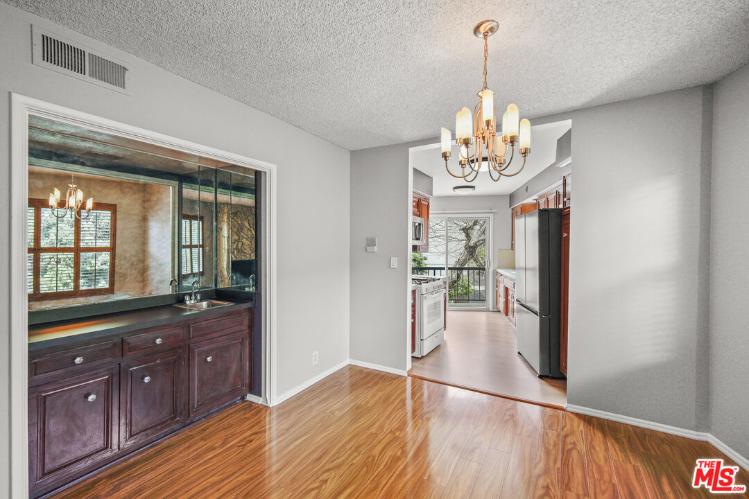 1122 Peck Dr Unit: 204