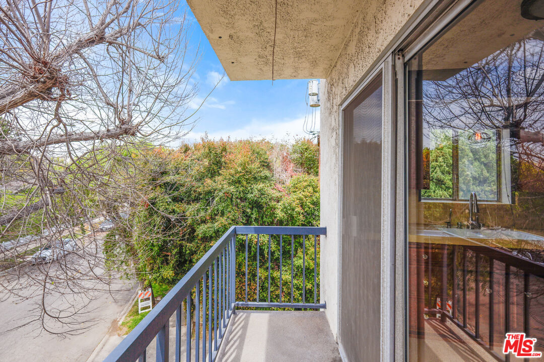 1122 Peck Dr Unit: 204