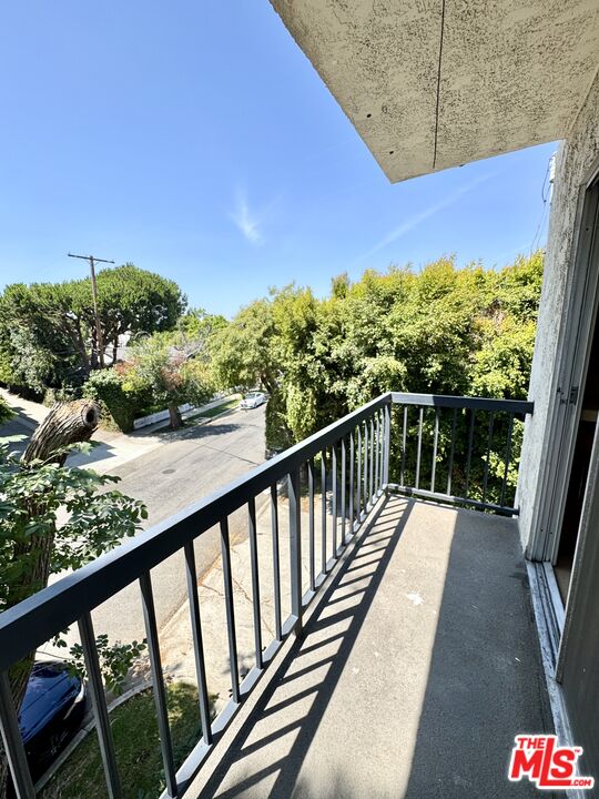 1122 Peck Dr Unit: 204