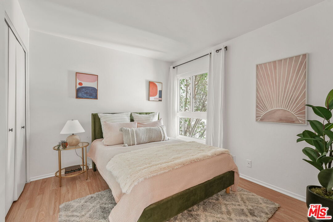 18411 Hatteras St Unit: 106