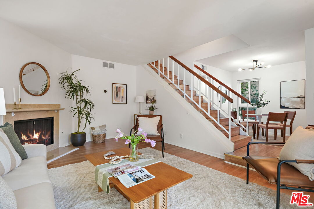 18411 Hatteras St Unit: 106