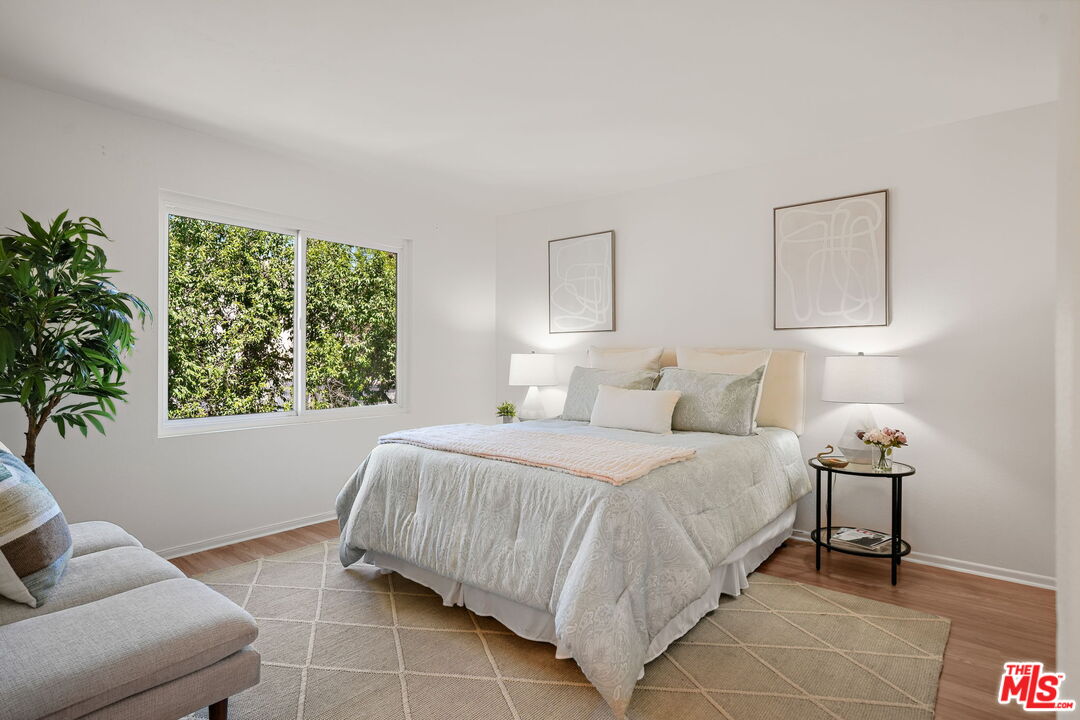 18411 Hatteras St Unit: 106