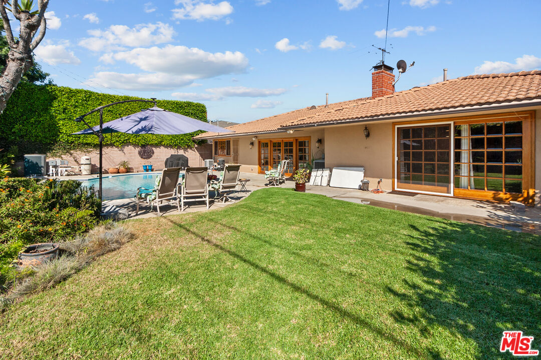 6633 S Sherbourne Dr