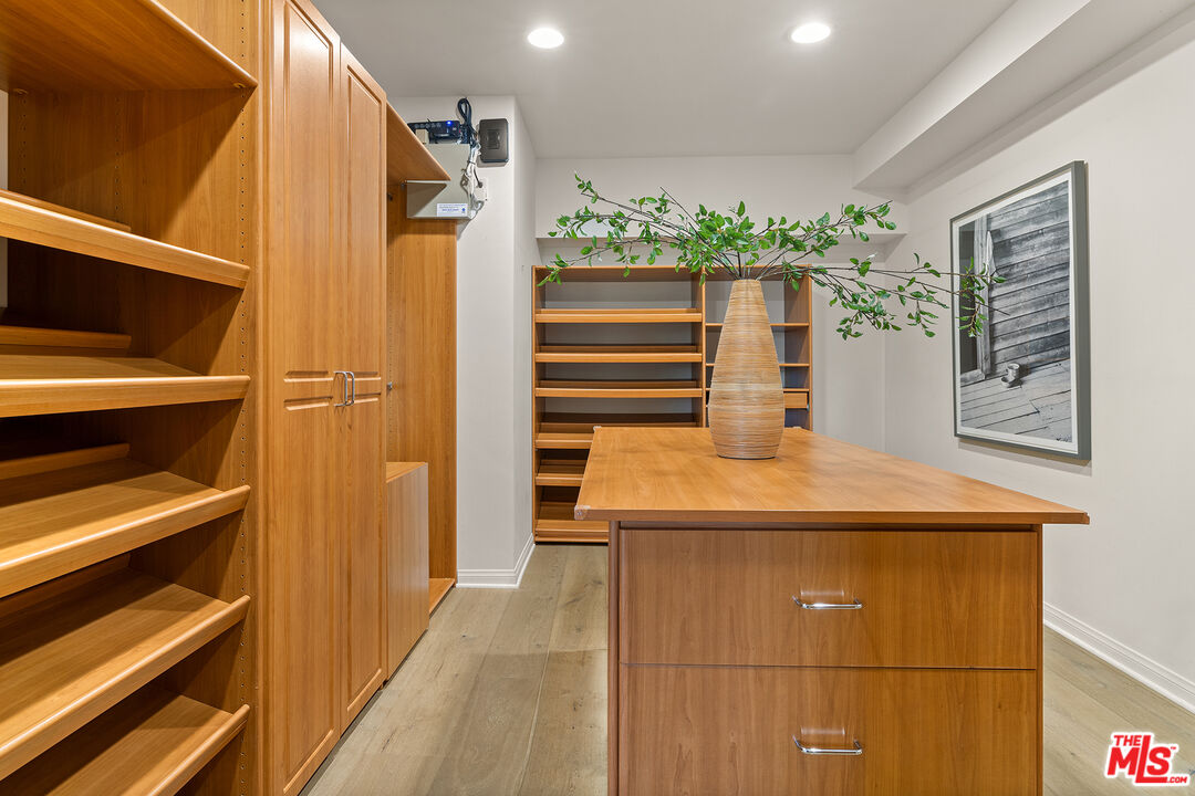2671 Astral Dr