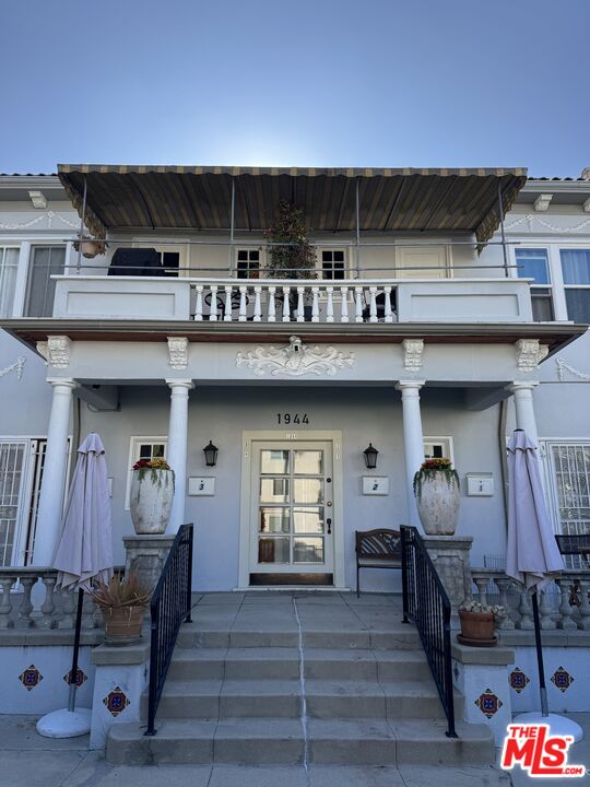 1944 Argyle Ave