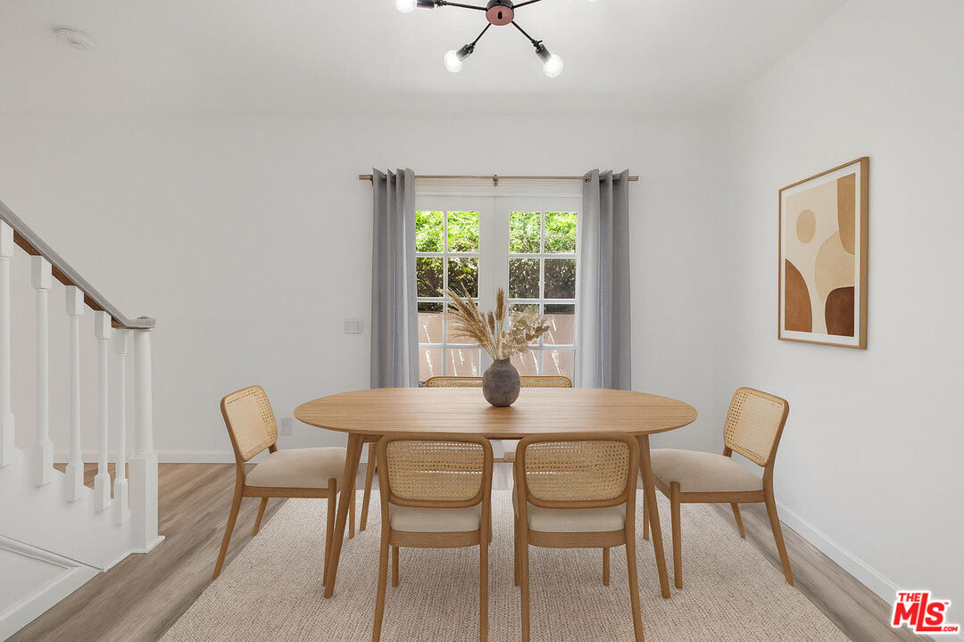 212 S Hamilton Dr Unit: B