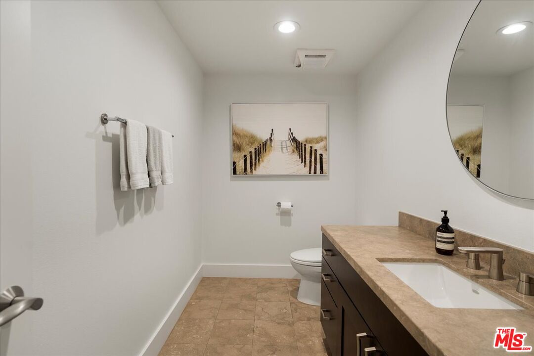 2010 S Beverly Glen Blvd Unit: 302