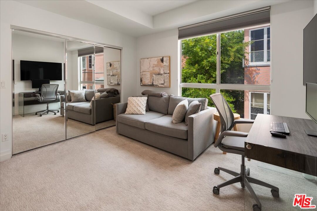 2010 S Beverly Glen Blvd Unit: 302