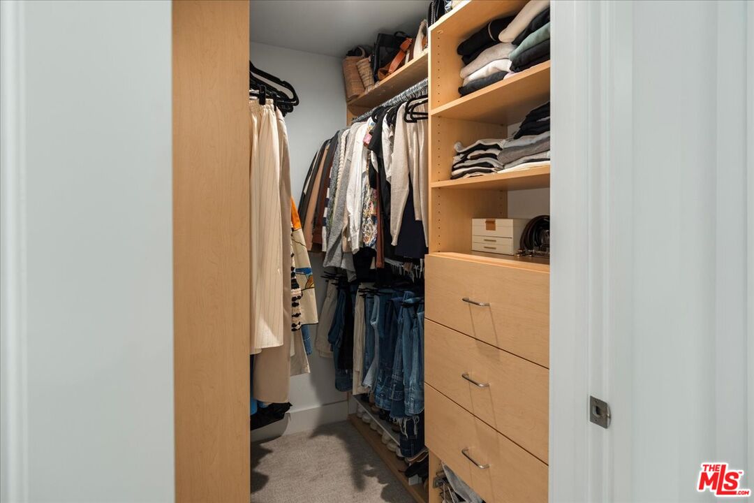 2010 S Beverly Glen Blvd Unit: 302