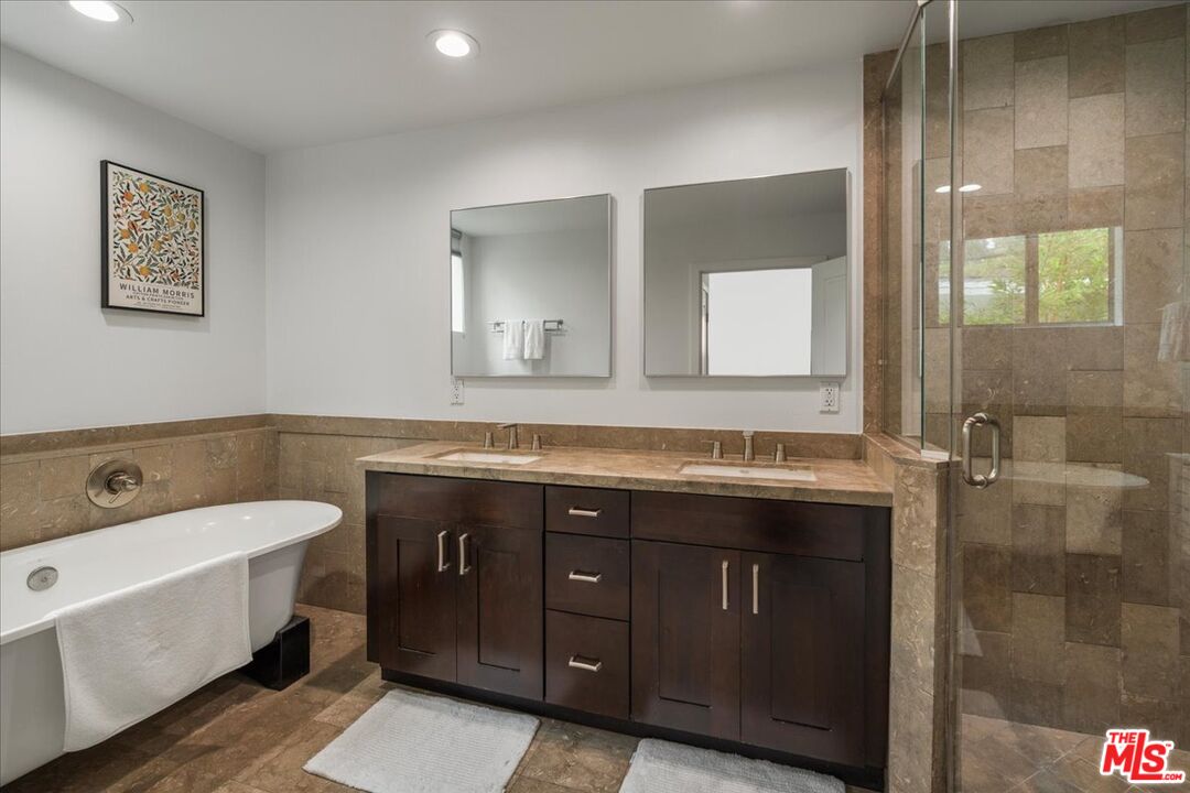 2010 S Beverly Glen Blvd Unit: 302