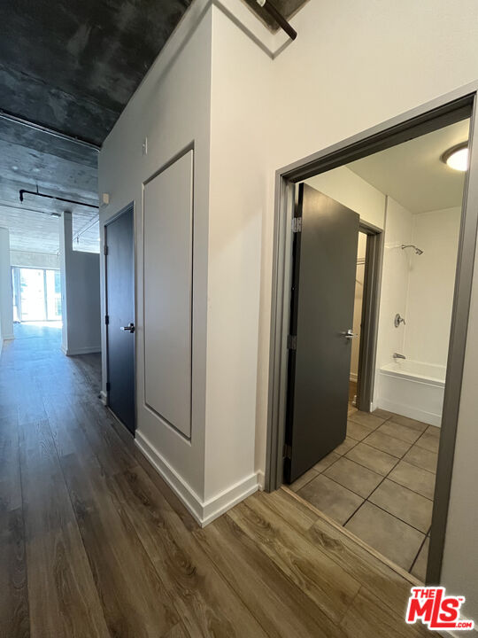 645 W 9TH ST Unit: 625