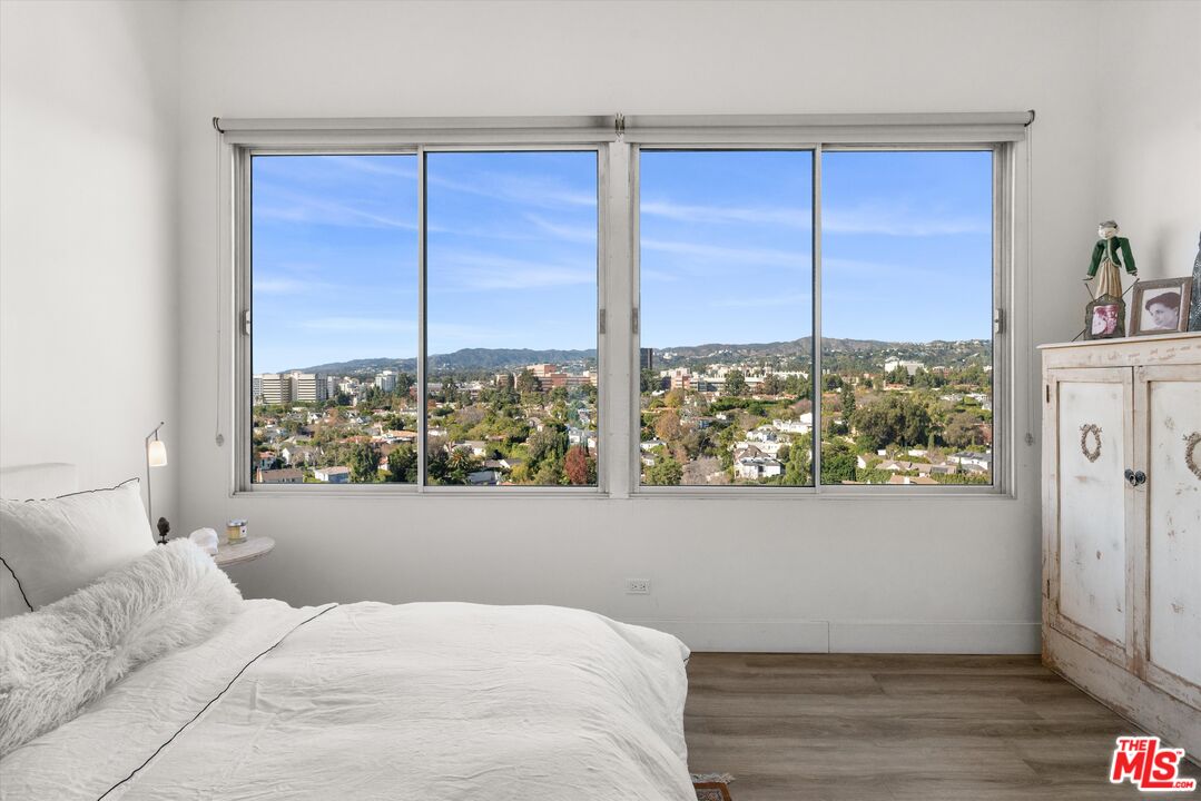 10501 Wilshire Blvd Unit: 1811